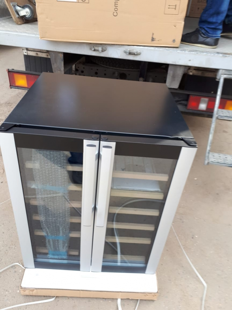 ������ ���� VESTFROST Solutions W 38