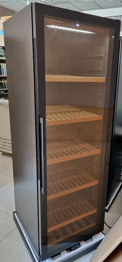 ������ ���� SCANDIFROST WFG 571C