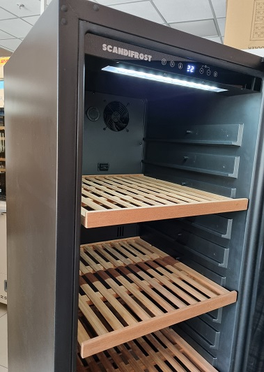 ������ ���� SCANDIFROST WFG 571C